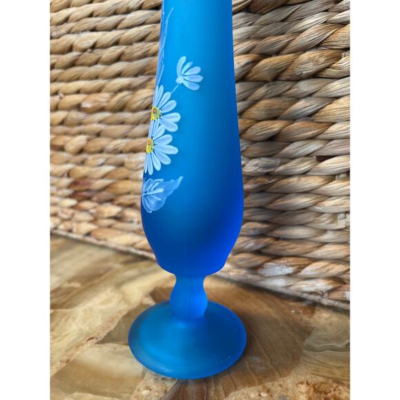 Frosted Blue Daisy Swung Vase 9.5” - Picture 3 of 8
